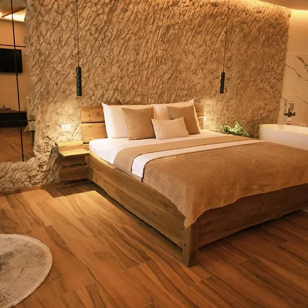 Alpini Hotel